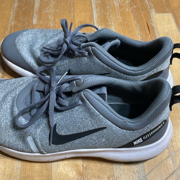 Boys Nike Flex Experience RN 8 running shoes - Picture 4 of 7